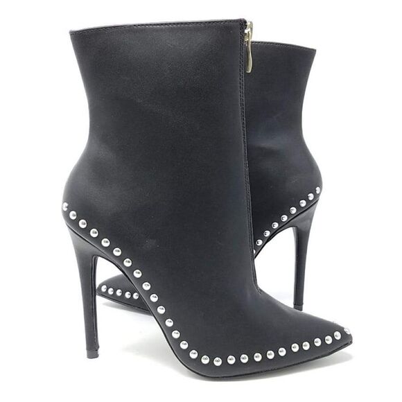 Shoes - Black studded trim ankle booties